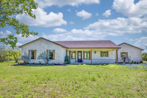 221 Oak Ridge Trail Kingsland TX 78639