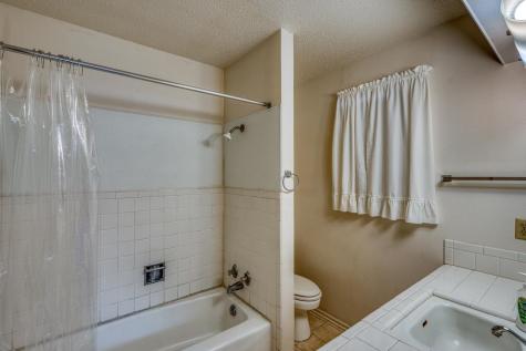 4317 River Oaks Drive Kingsland TX 78639