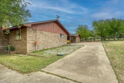 4317 River Oaks Drive Kingsland TX 78639