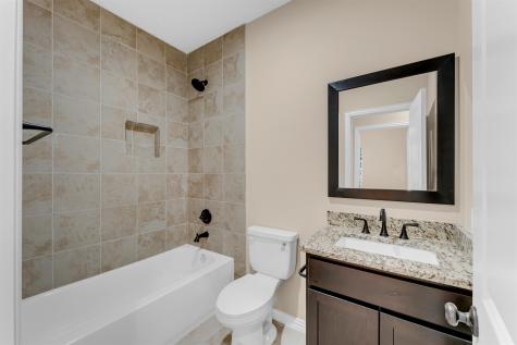 1917 Greenwood Lane Kingsland TX 78639