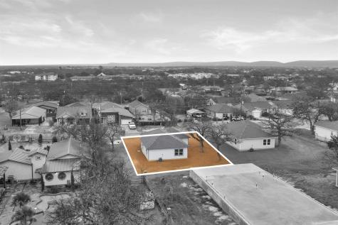 1917 Greenwood Lane Kingsland TX 78639