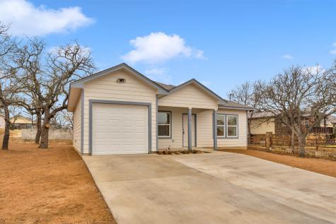 1917 Greenwood Lane Kingsland TX 78639