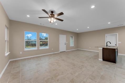 1917 Greenwood Lane Kingsland TX 78639