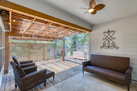 1863 Greenwood Lane Kingsland TX 78639