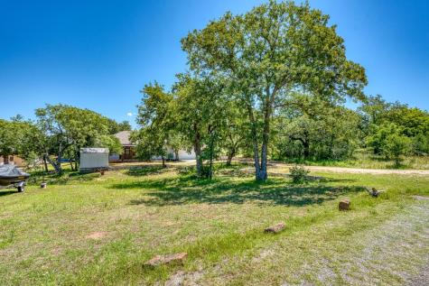 1863 Greenwood Lane Kingsland TX 78639
