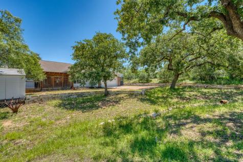 1863 Greenwood Lane Kingsland TX 78639