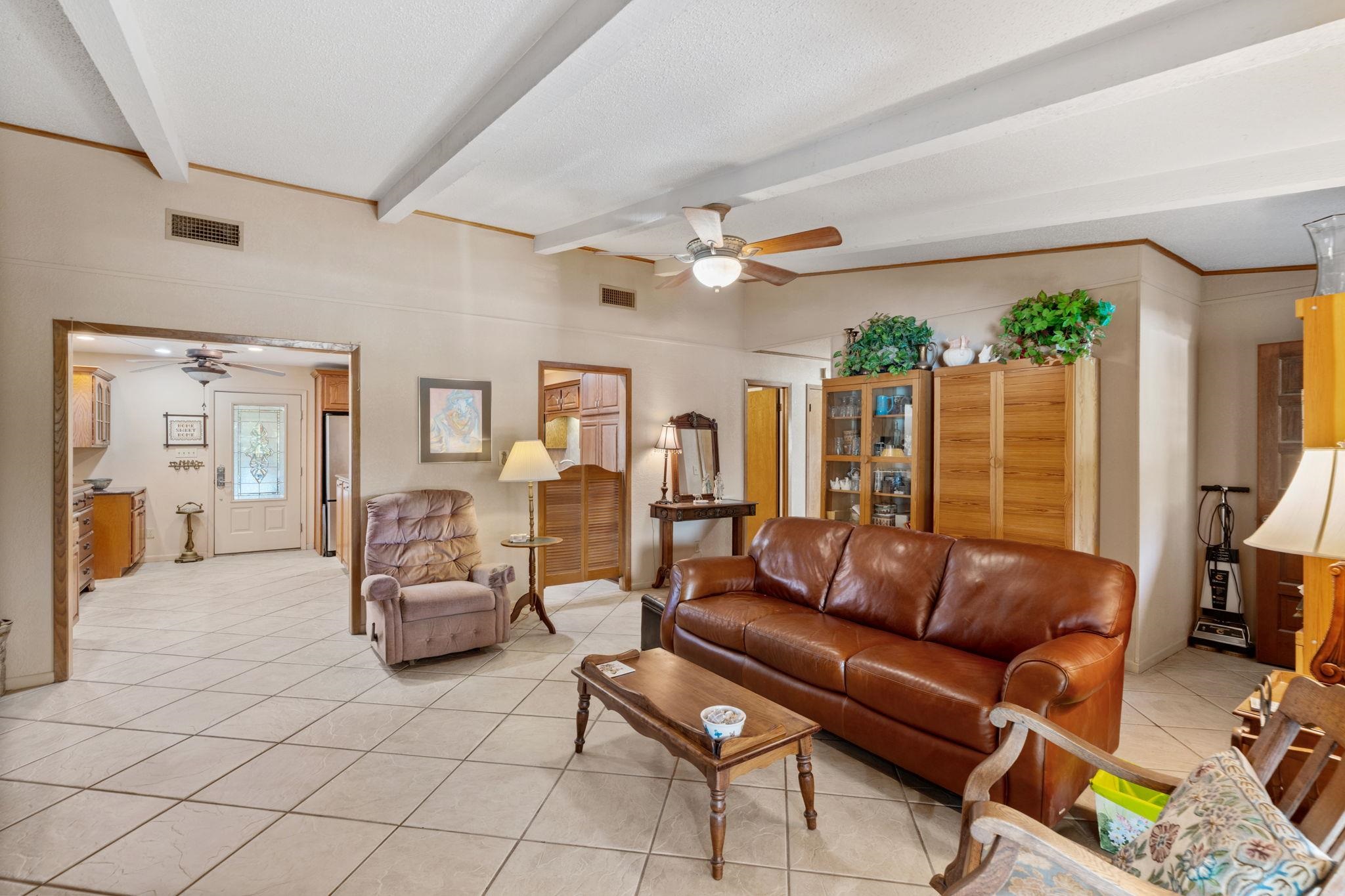 1402 County Road 135 Burnet TX 78611