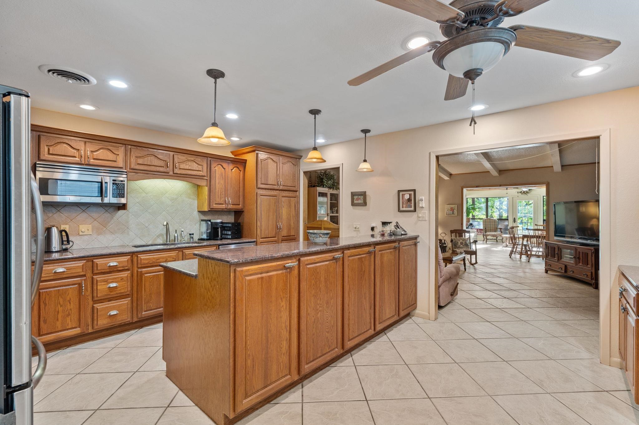 1402 County Road 135 Burnet TX 78611