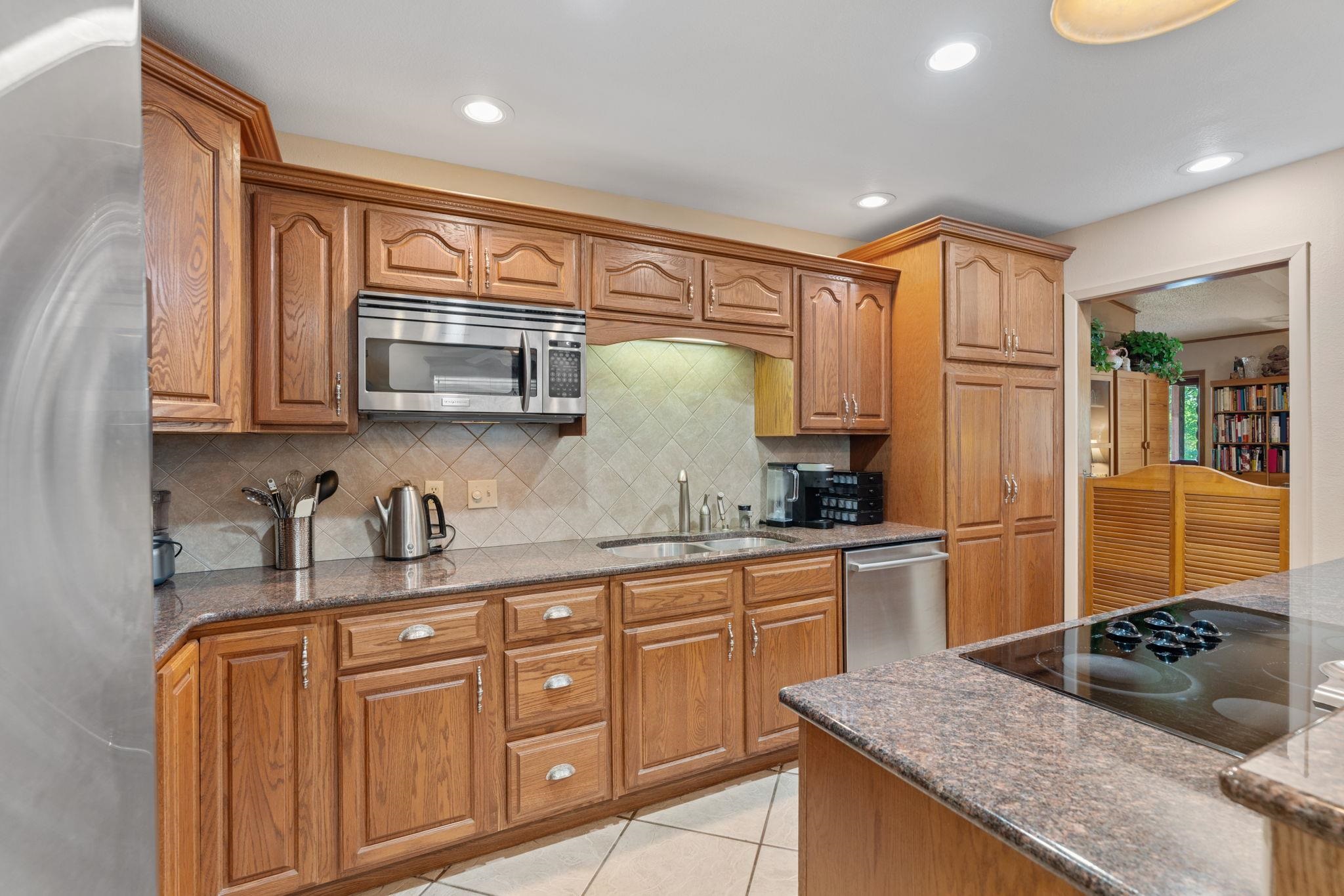 1402 County Road 135 Burnet TX 78611