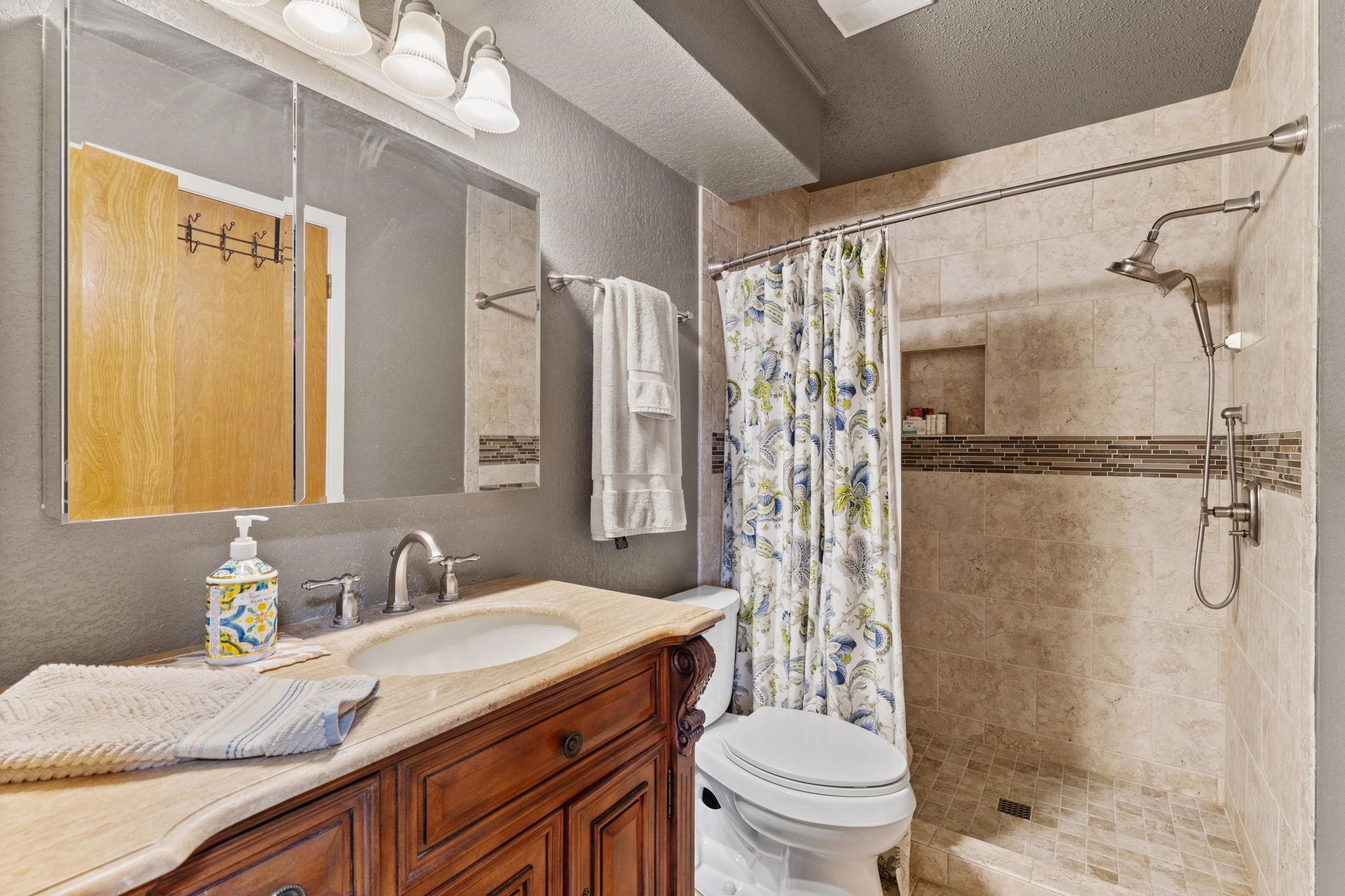 1402 County Road 135 Burnet TX 78611