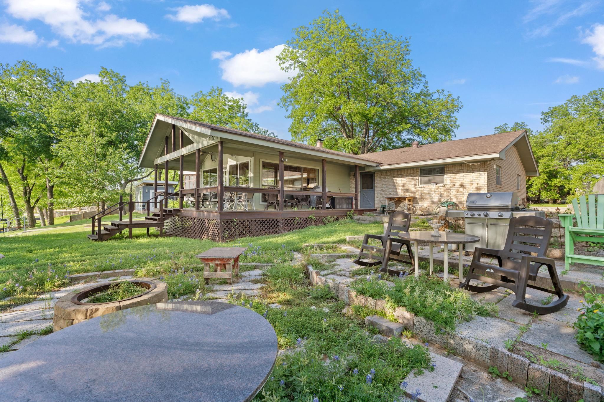 1402 County Road 135 Burnet TX 78611