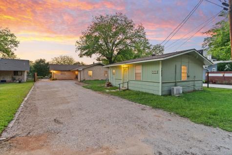 1402 County Road 135 Burnet TX 78611