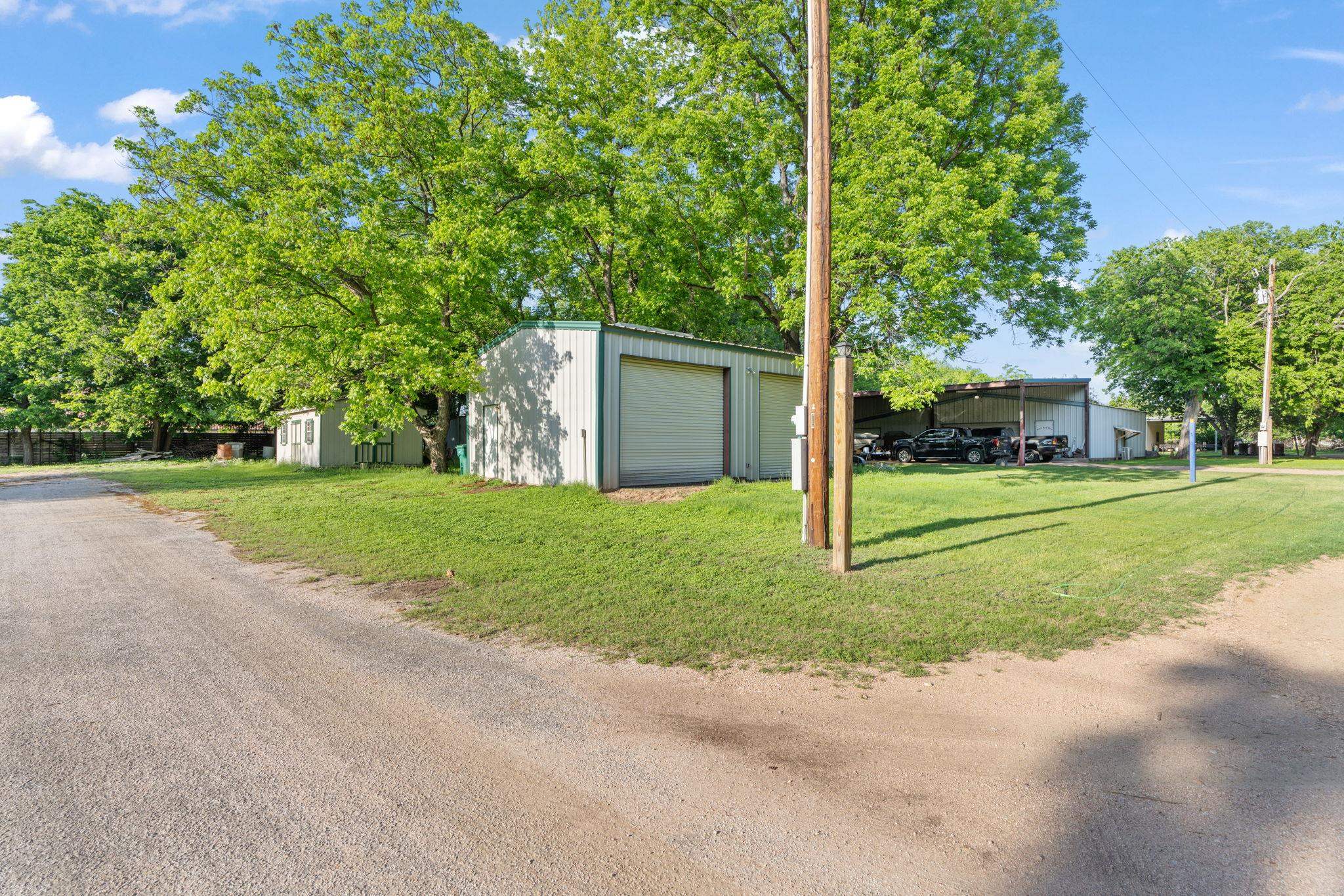 1402 County Road 135 Burnet TX 78611