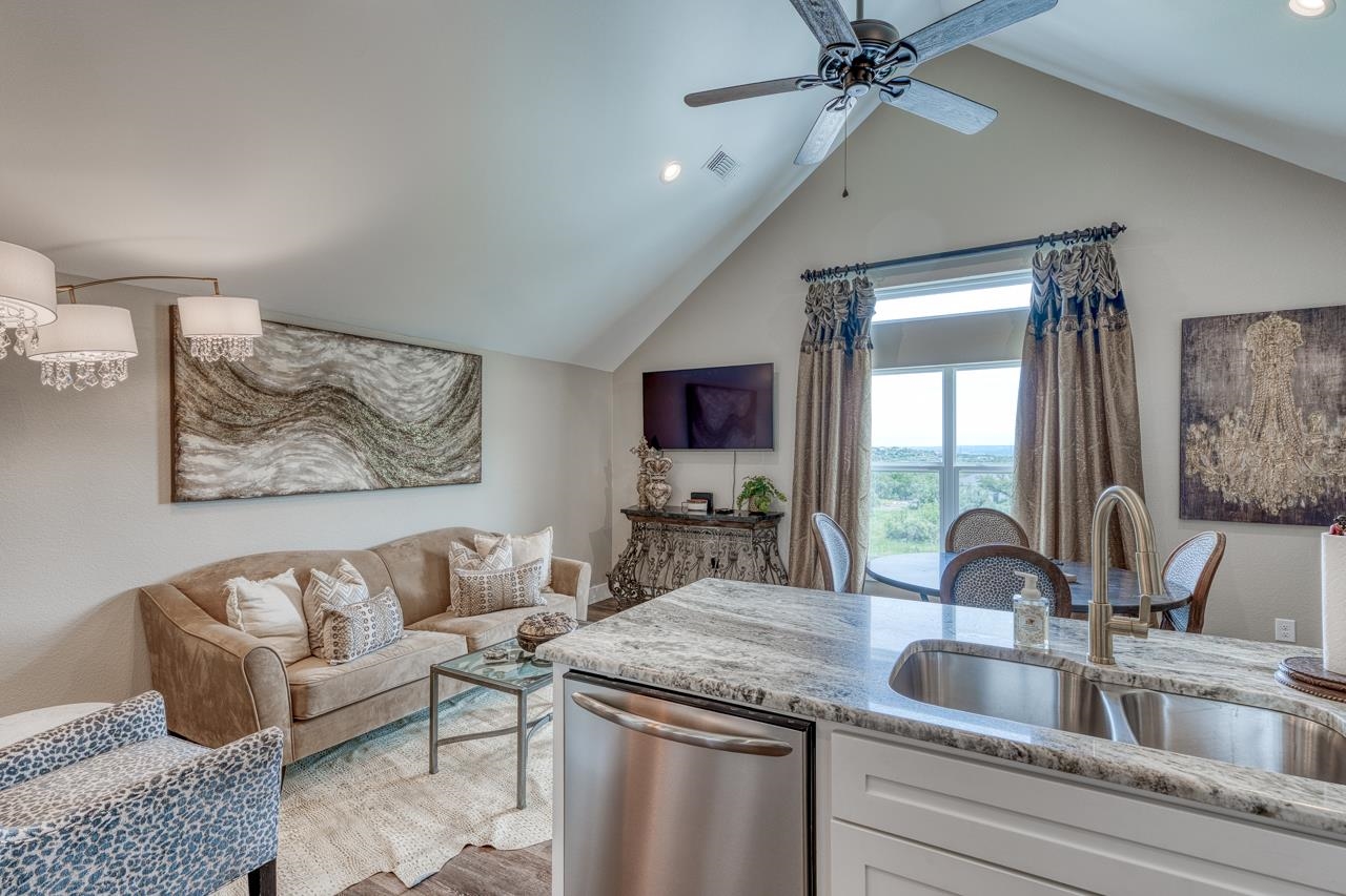 710 Tail Wind Horseshoe Bay TX 78657