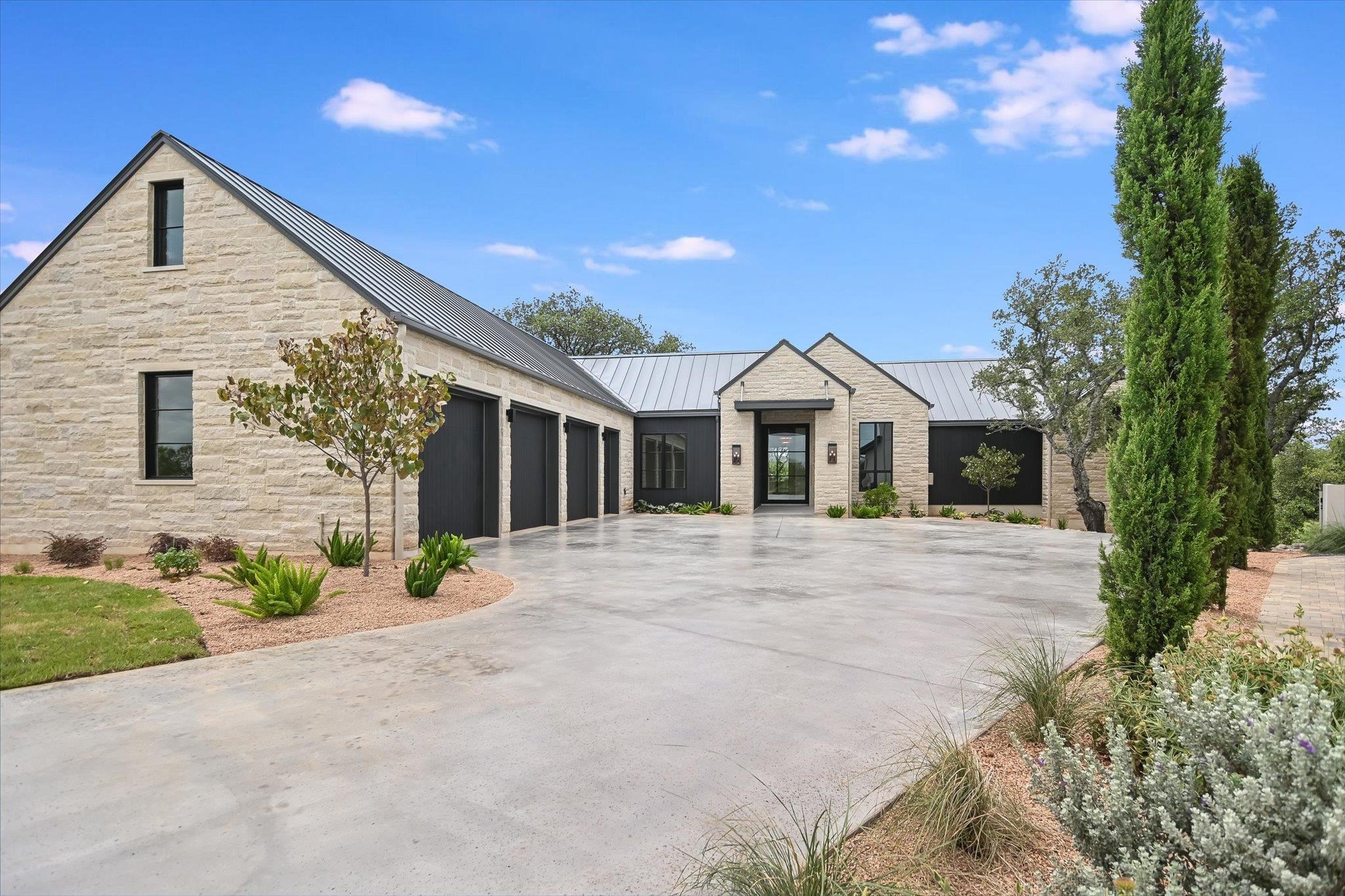 138 Coralberry Horseshoe Bay TX 78657