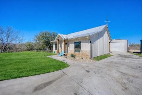 308 Oak Drive Kingsland TX 78639