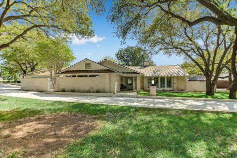 703 Red Sails Horseshoe Bay TX 78657