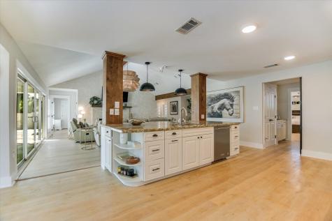 703 Red Sails Horseshoe Bay TX 78657