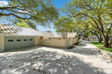 703 Red Sails Horseshoe Bay TX 78657