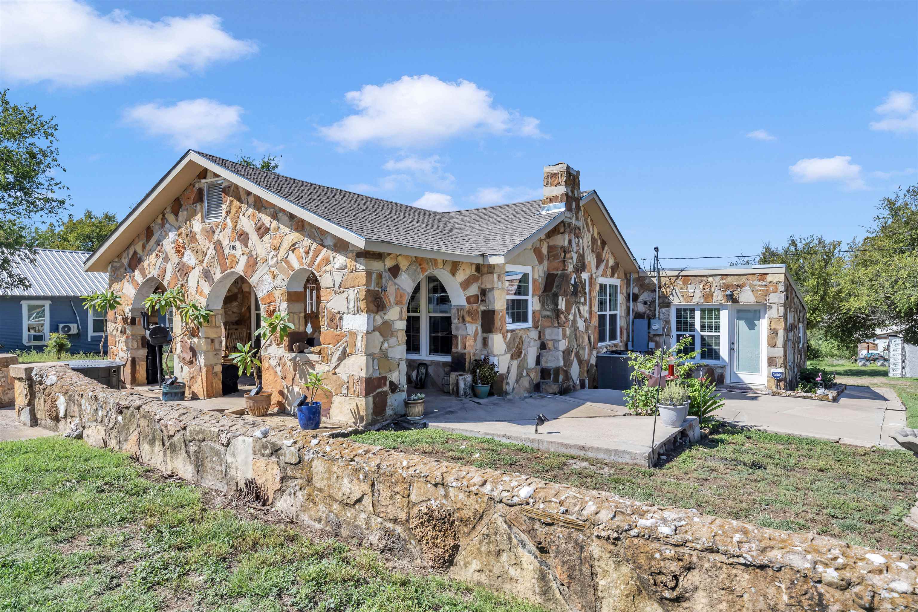 405 N Elm Richland Springs TX 76871