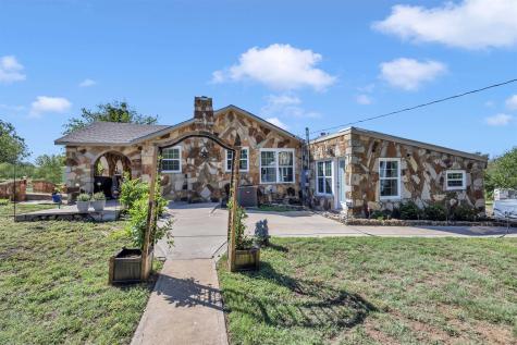 405 N Elm Richland Springs TX 76871