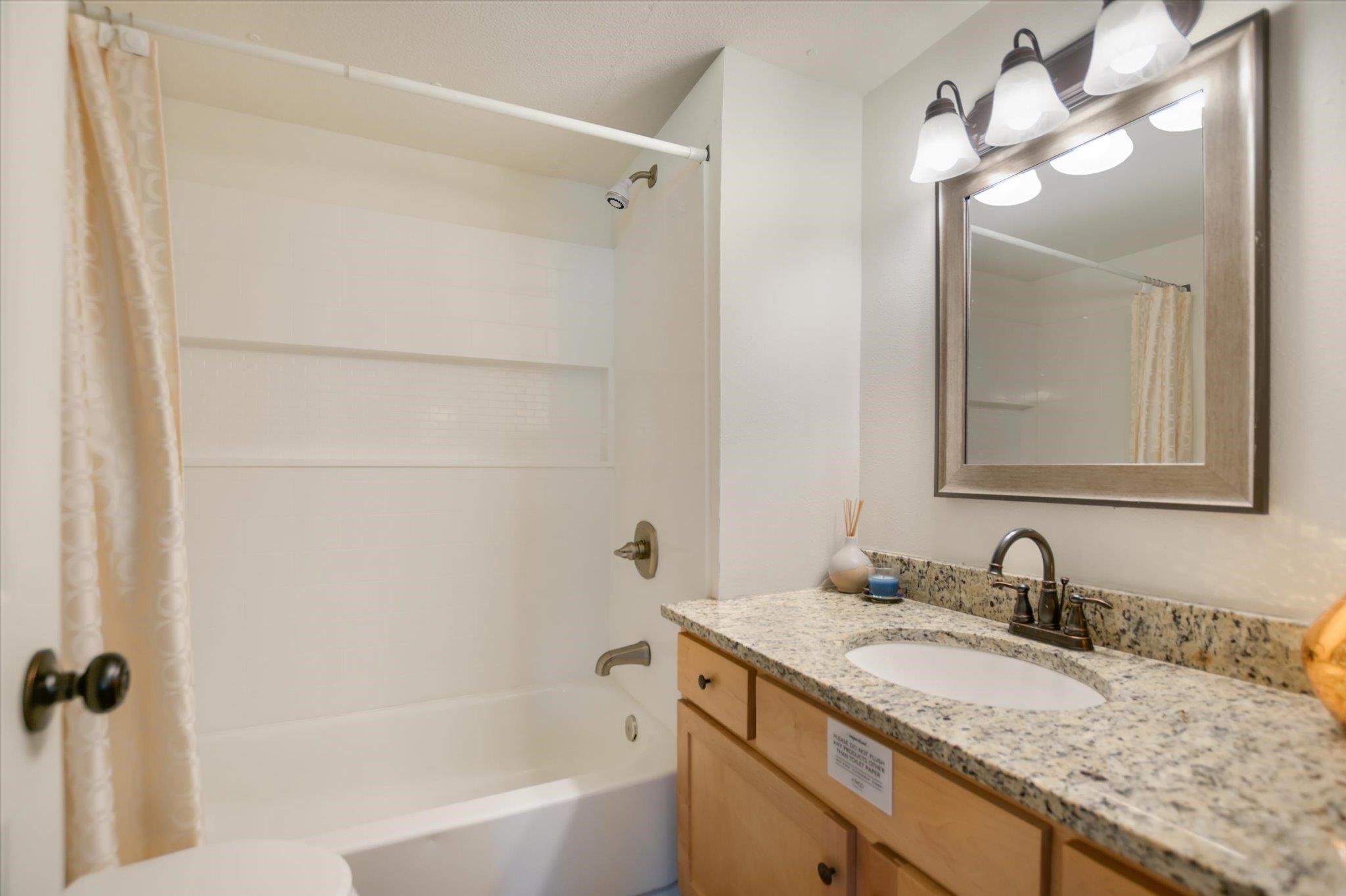 607 Driftwood Lane Cottonwood Shores TX 78657