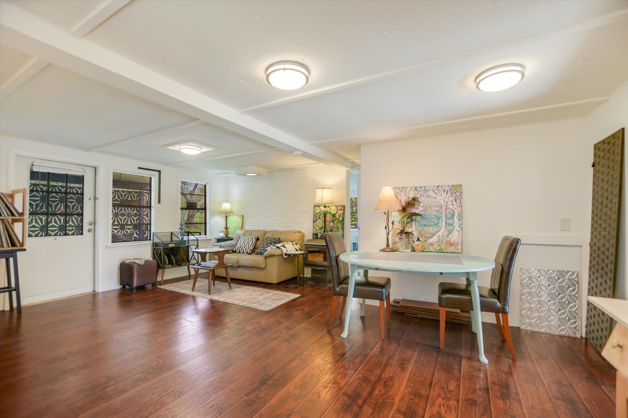607 Driftwood Lane Cottonwood Shores TX 78657