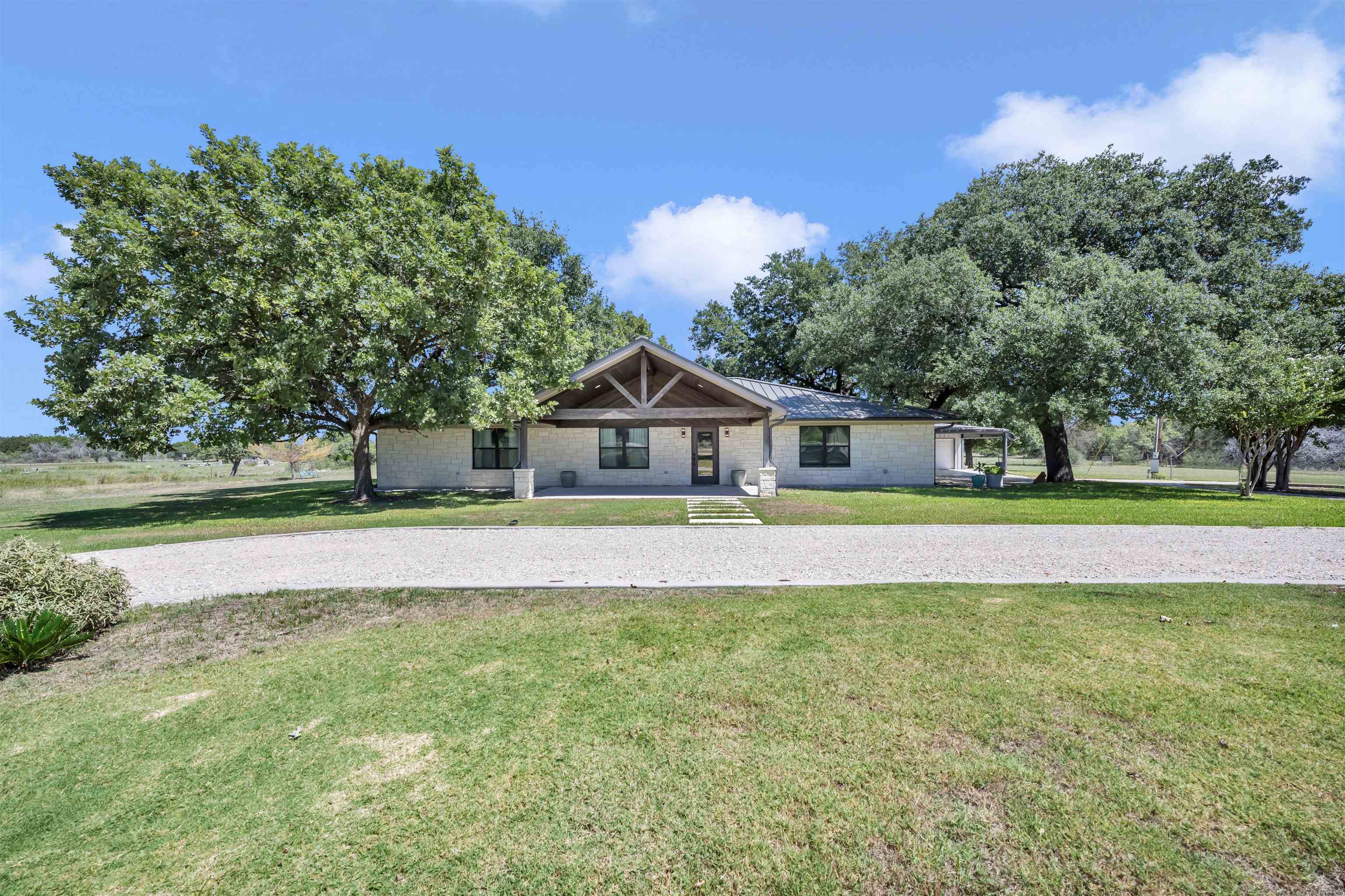 432 Painted Horse Trail Burnet TX 78611