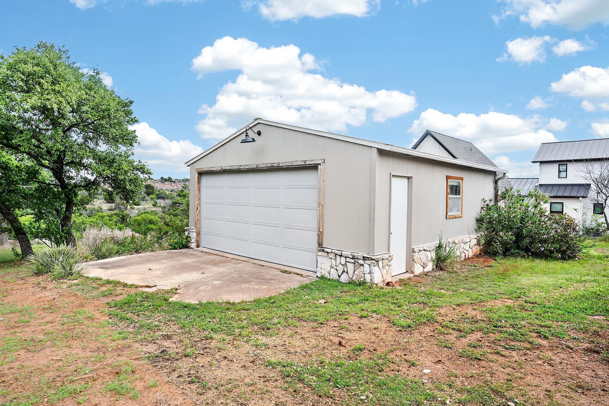 410 Lakewood Road Buchanan Dam TX 78609