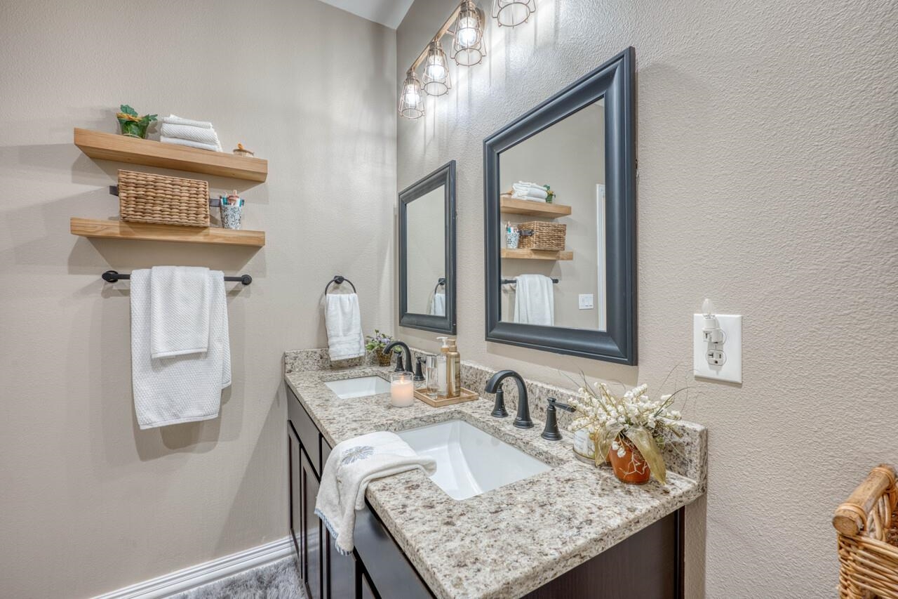 2210 Mcarthur Avenue Kingsland TX 78639