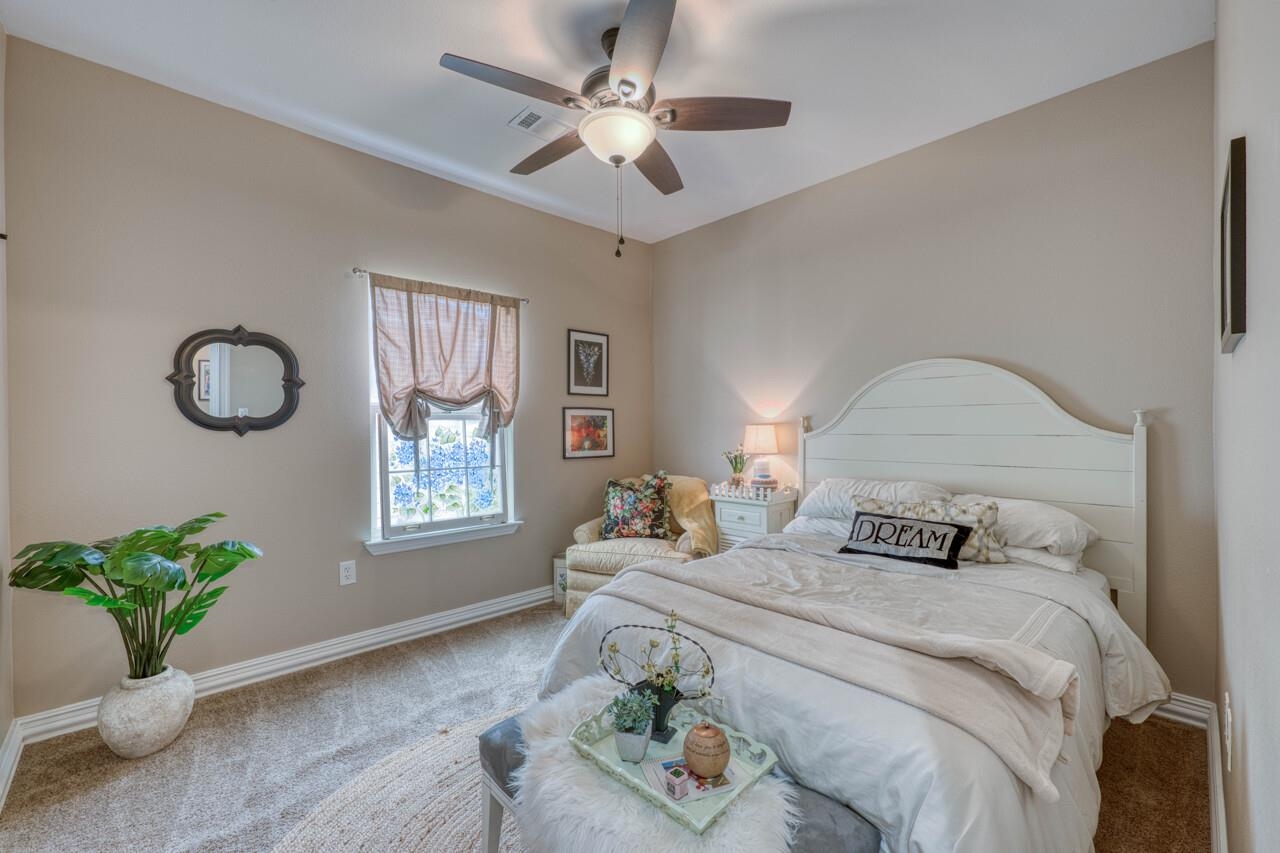 2210 Mcarthur Avenue Kingsland TX 78639
