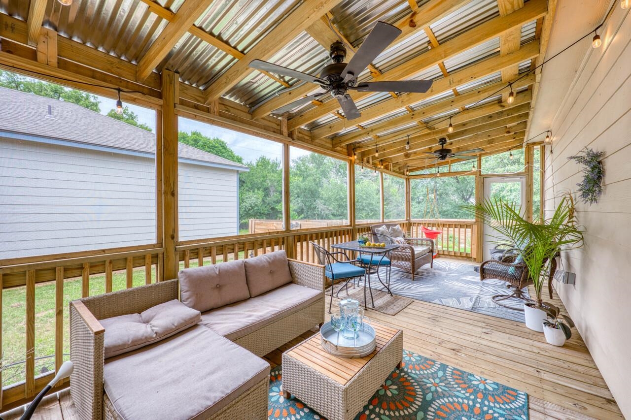2210 Mcarthur Avenue Kingsland TX 78639