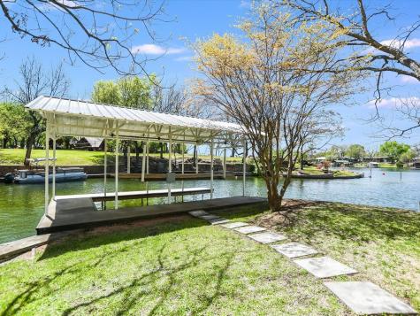 1332 S Lakeside Drive Kingsland TX 78611