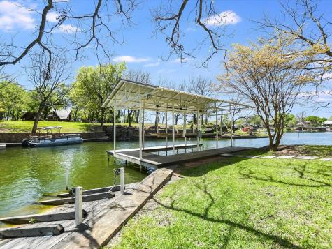 1332 S Lakeside Drive Kingsland TX 78611
