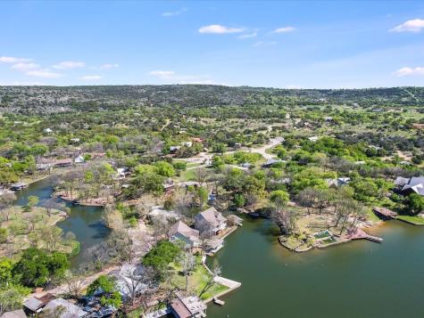 1332 S Lakeside Drive Kingsland TX 78611