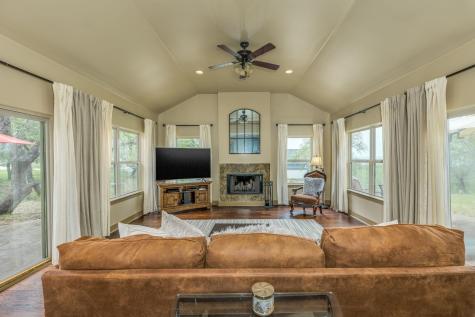 600 Mountain Dew Horseshoe Bay TX 78657