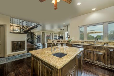 600 Mountain Dew Horseshoe Bay TX 78657