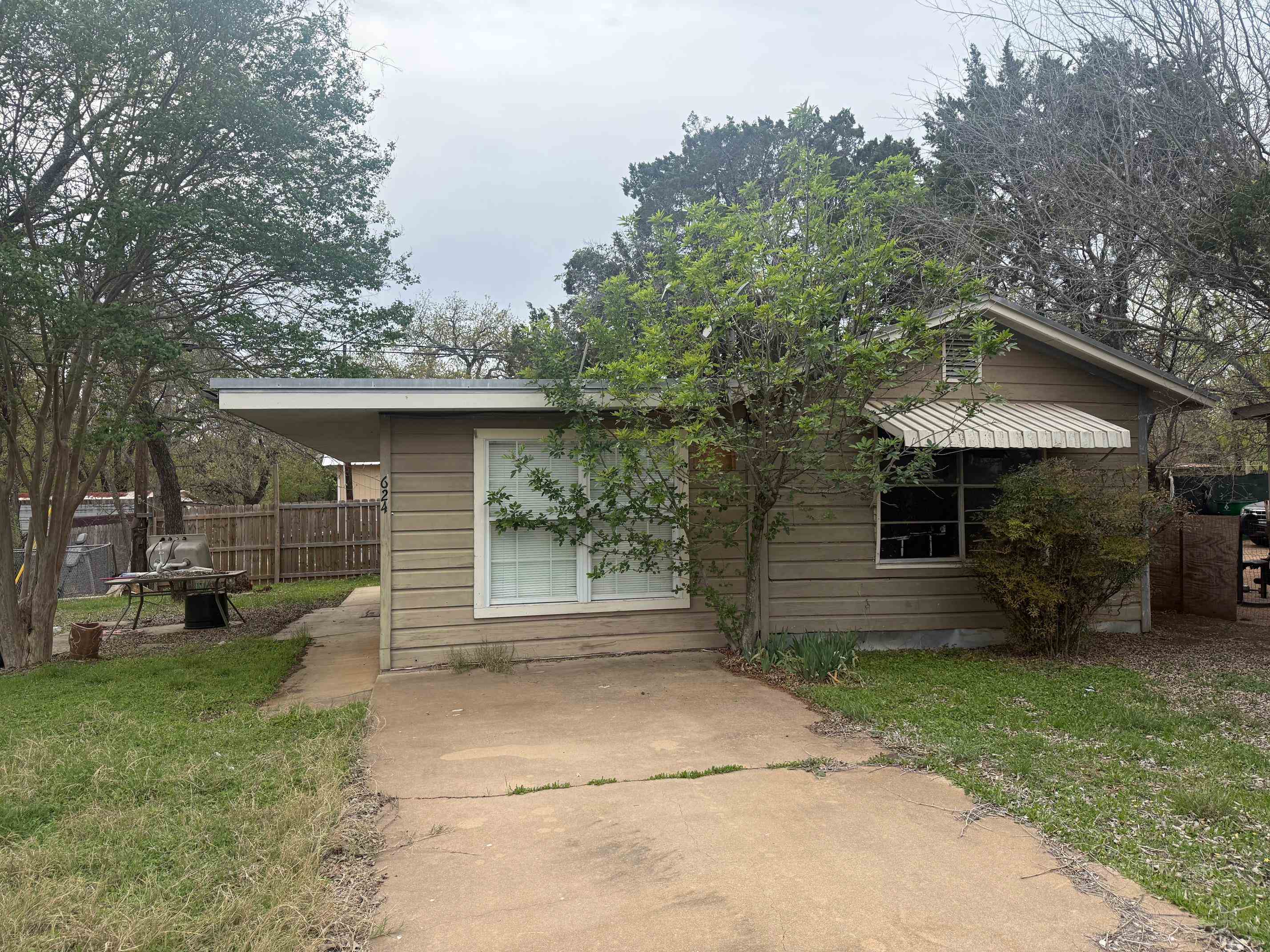 624 Driftwood Lane Cottonwood Shores TX 78657