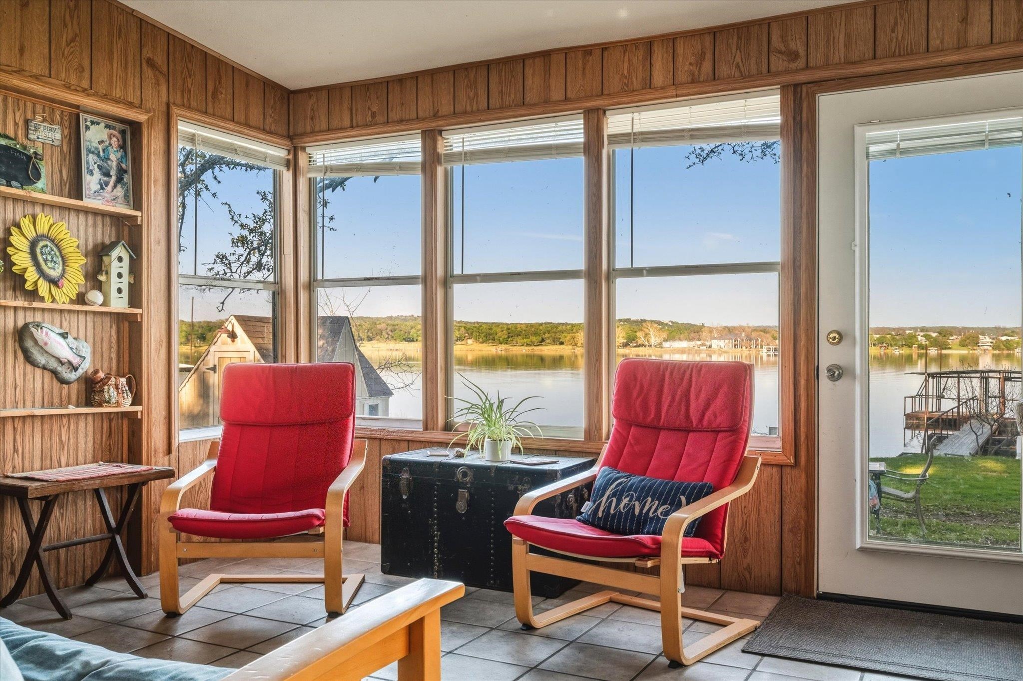 210 Lake Loop Tow TX 78672