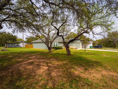 3625 Sagebrush Kingsland TX 78639