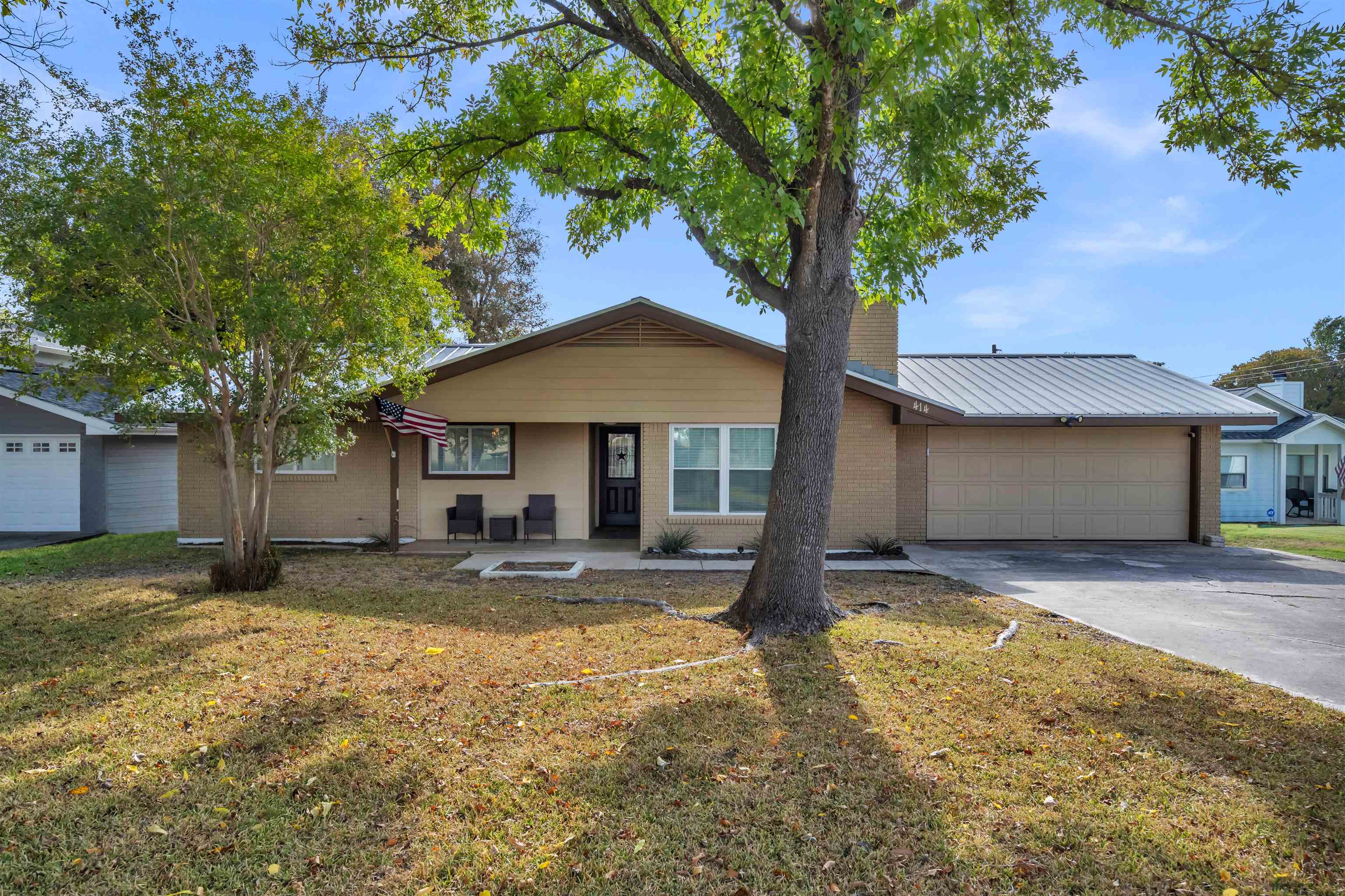 414 E Castleshoals Drive Granite Shoals TX 78654