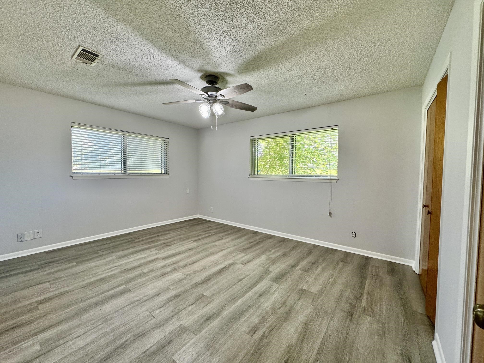 102 E Wallace Street Llano TX 78643