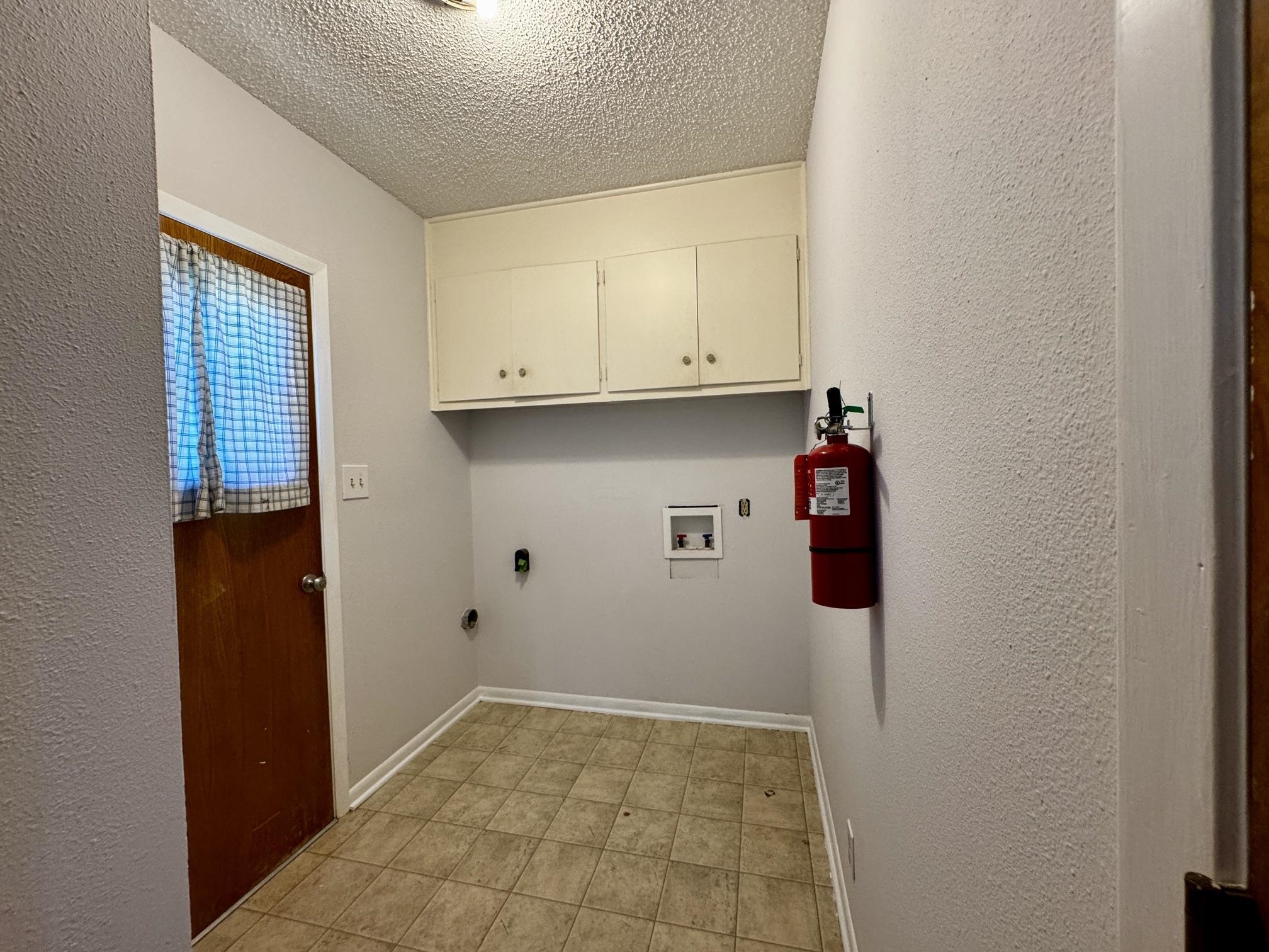 102 E Wallace Street Llano TX 78643