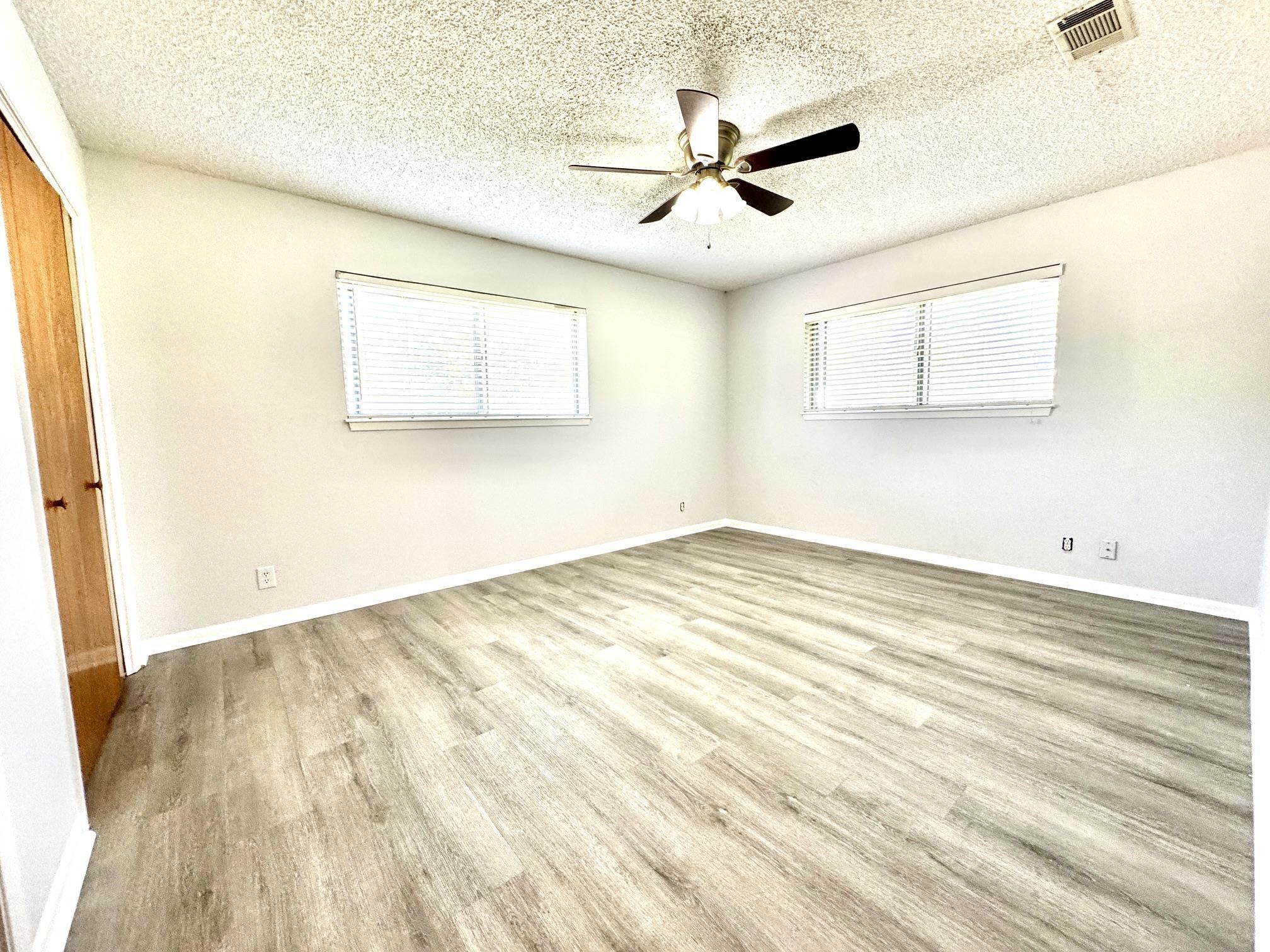 102 E Wallace Street Llano TX 78643
