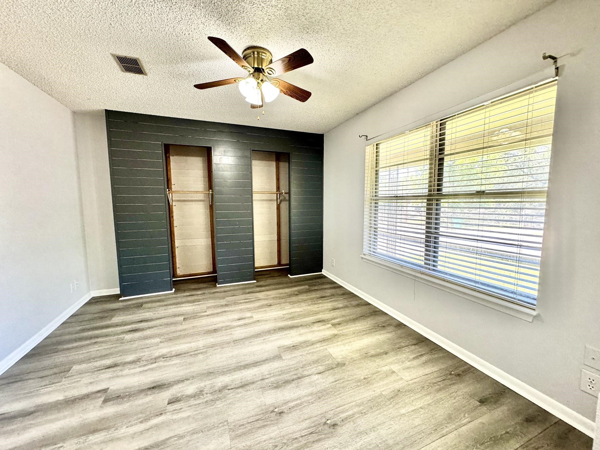 102 E Wallace Street Llano TX 78643