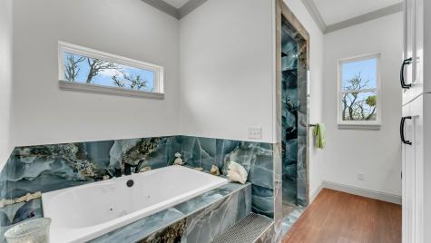 292 Oak Ridge Trail Kingsland TX 78639