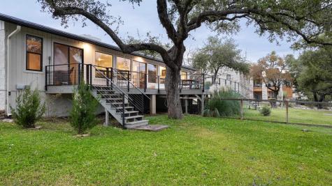 1204 Los Escondidos Street Marble Falls TX 78654