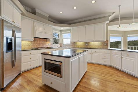 4921 Creek Meadow Cove Spicewood TX 78669