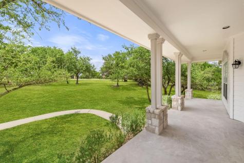 4921 Creek Meadow Cove Spicewood TX 78669