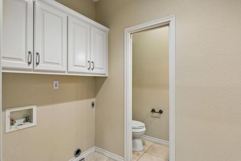 340 Columbine Meadowlakes TX 78654
